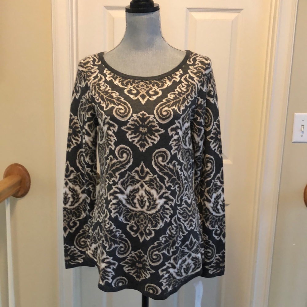 NWT Charter Club grey, tan & cream acrylic sweater Size medium